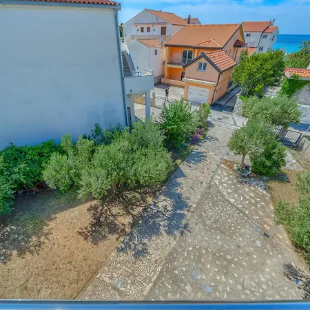 Bugenvila1 Apartment