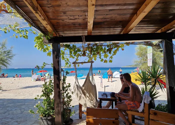 Bugenvila1 Rogoznica (Sibenik-Knin)